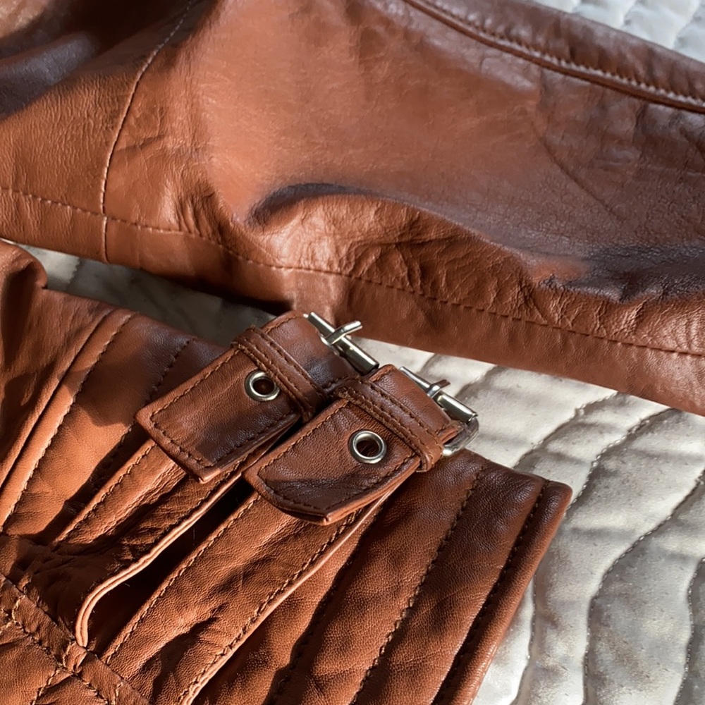 Barney’s deep tan real leather jacket - Picture 7 of 14
